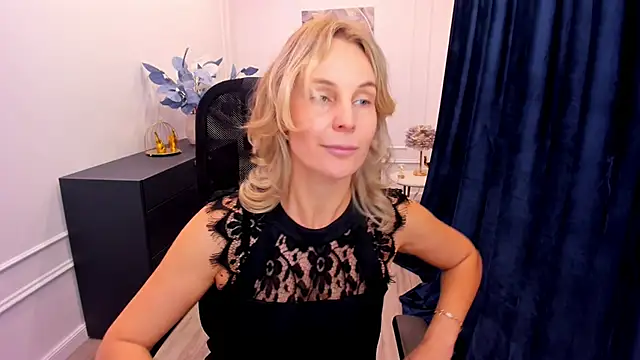 Sinty Devis online show from 25, 9, 2025