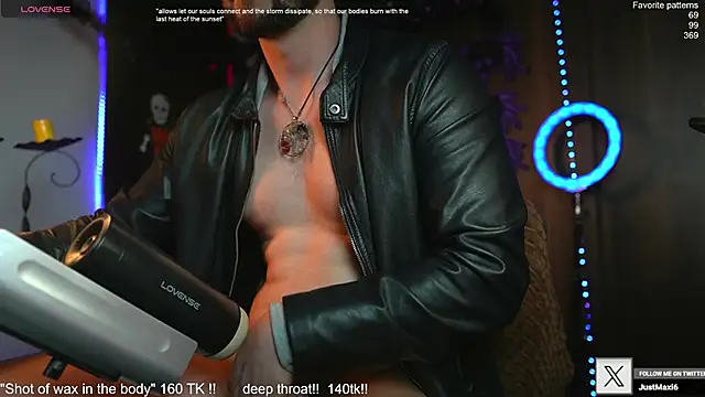 Snapshot of just_maxii chatting on 8, 10, 2025 just maxii online show from 8, 10, 2025