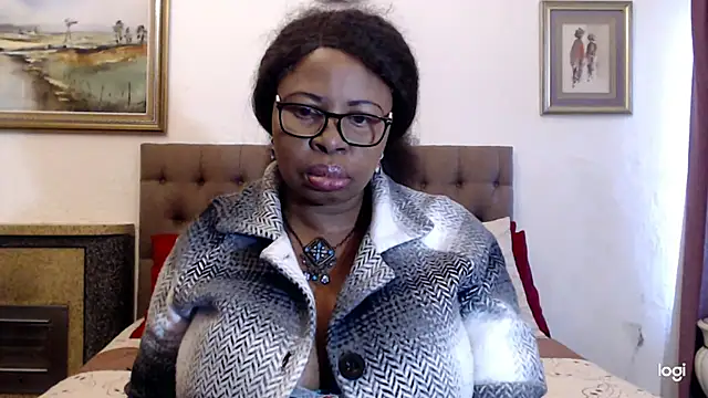 OmegaLipps online show from 9, 5, 2026