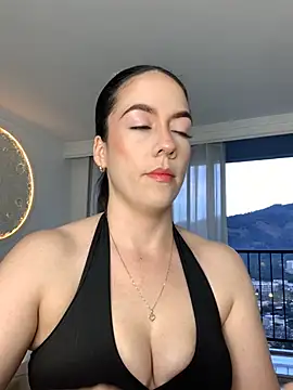 Snapshot of ImAlicee chatting on 12, 9, 2025 ImAlicee online show from 12, 9, 2025