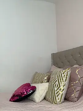 Snapshot of ImAlicee chatting on 10, 10, 2025 ImAlicee online show from 10, 10, 2025