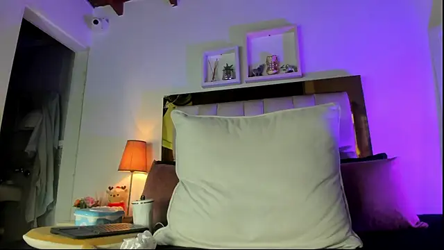 emmy r online show from 9, 1, 2026