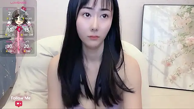 qiqi-- online show from 27, 2, 2025