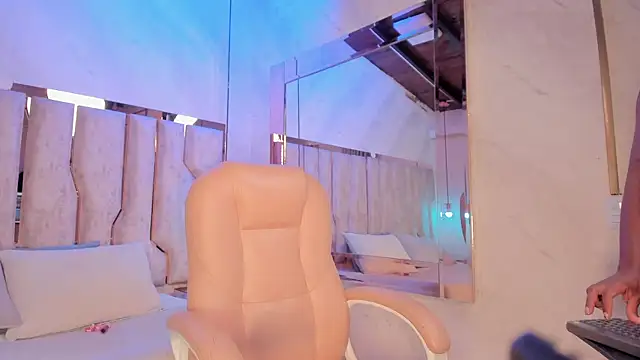 ari monet online show from 18, 2, 2026