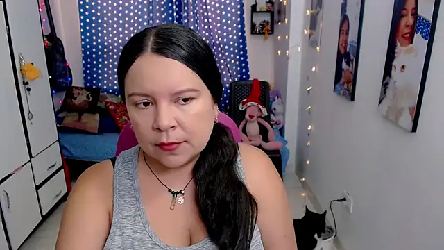 claryssa  online show from 2, 12, 2025