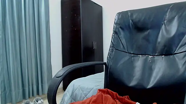 Snapshot of Frank_heaven01 chatting on 31, 12, 2024 Frank heaven01 online show from 31, 12, 2024