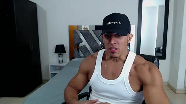 Snapshot of Frank_heaven01 chatting on 18, 1, 2025 Frank heaven01 online show from 18, 1, 2025