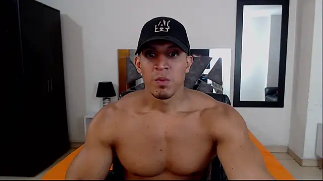 Snapshot of Frank_heaven01 chatting on 19, 9, 2025 Frank heaven01 online show from 19, 9, 2025