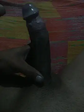 Snapshot of dotado_Al chatting on 25, 10, 2025 dotado Al online show from 25, 10, 2025