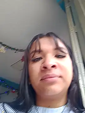 Snapshot of VivienAndClark chatting on 11, 12, 2024 VivienAndClark online show from 11, 12, 2024