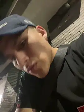 Snapshot of Alex_Teau chatting on 26, 2, 2025 Alex Teau online show from 26, 2, 2025