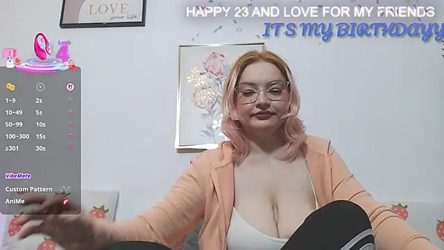 Snapshot of Catlady333 chatting on 14, 9, 2025 Catlady333 online show from 14, 9, 2025