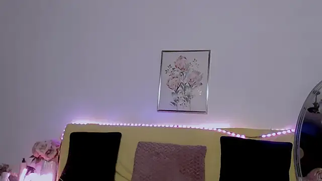 Snapshot of Catlady333 chatting on 27, 11, 2025 Catlady333 online show from 27, 11, 2025