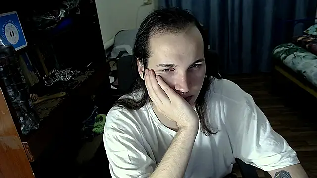 Snapshot of EvaMiron chatting on 28, 1, 2025 EvaMiron online show from 28, 1, 2025