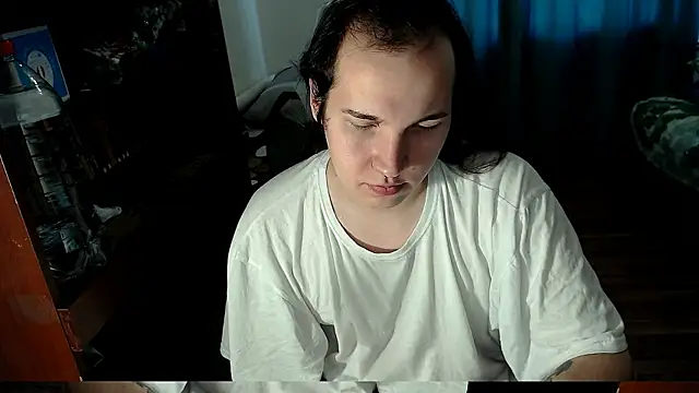 Snapshot of EvaMiron chatting on 1, 2, 2025 EvaMiron online show from 1, 2, 2025