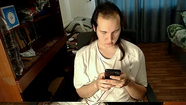 Snapshot of EvaMiron chatting on 1, 2, 2025 EvaMiron online show from 1, 2, 2025