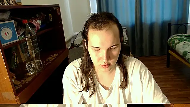 Snapshot of EvaMiron chatting on 11, 2, 2025 EvaMiron online show from 11, 2, 2025