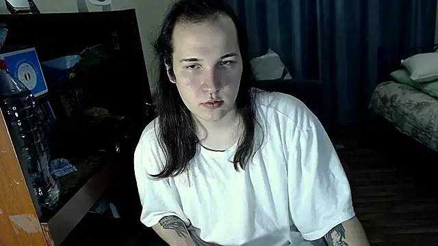 Snapshot of EvaMiron chatting on 14, 3, 2025 EvaMiron online show from 14, 3, 2025