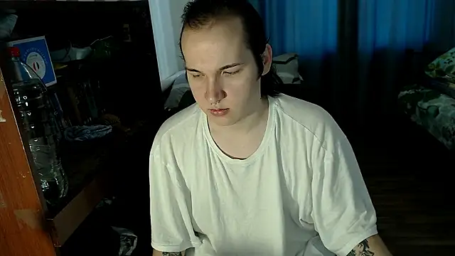 Snapshot of EvaMiron chatting on 16, 3, 2025 EvaMiron online show from 16, 3, 2025