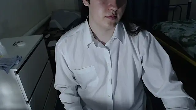 Snapshot of EvaMiron chatting on 17, 9, 2025 EvaMiron online show from 17, 9, 2025