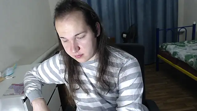 Snapshot of EvaMiron chatting on 24, 9, 2025 EvaMiron online show from 24, 9, 2025