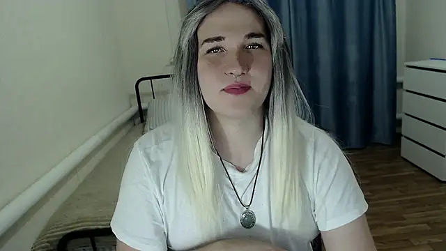 Snapshot of EvaMiron chatting on 17, 7, 2026 EvaMiron online show from 17, 7, 2026