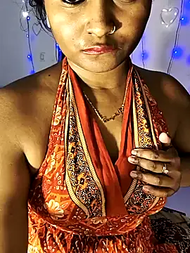 Snapshot of FANTASY_QUEEN_07 chatting on 1, 3, 2025 FANTASY QUEEN 07 online show from 1, 3, 2025