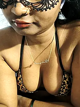 Snapshot of FANTASY_QUEEN_07 chatting on 24, 9, 2025 FANTASY QUEEN 07 online show from 24, 9, 2025