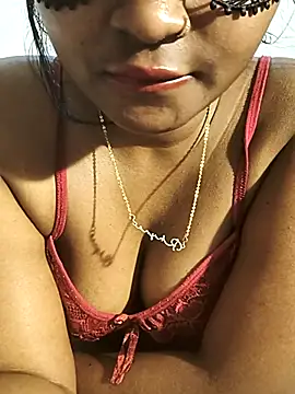 Snapshot of FANTASY_QUEEN_07 chatting on 4, 10, 2025 FANTASY QUEEN 07 online show from 4, 10, 2025