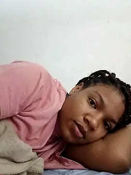 Snapshot of genesis_moretz chatting on 2, 3, 2026 genesis moretz online show from 2, 3, 2026