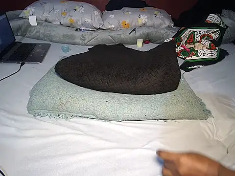 Finito cutie online show from 23, 3, 2026