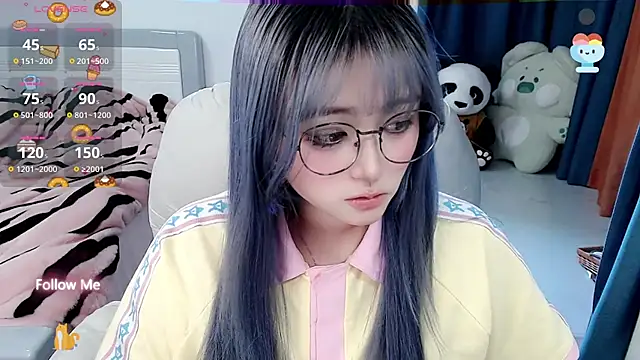 Sweet-18wanwan online show from 15, 1, 2025