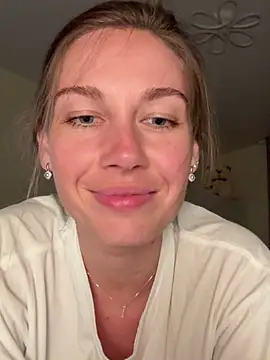 JasminJames online show from 29, 9, 2025