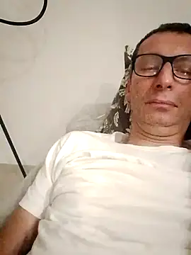 Snapshot of Anastasio33 chatting on 17, 9, 2025 Anastasio33 online show from 17, 9, 2025