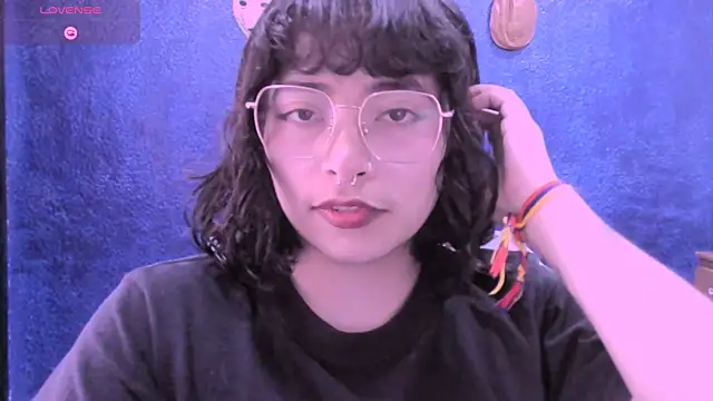 NinaYellow online show from 14, 1, 2026