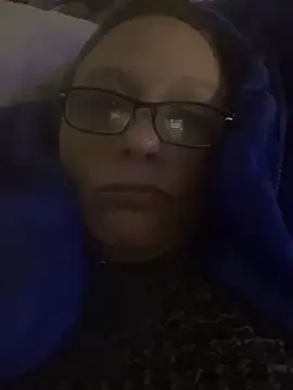 Everlyrose27 online show from 4, 12, 2024