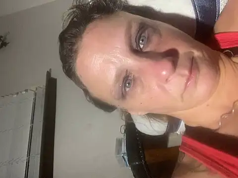 Everlyrose27 online show from 8, 12, 2024