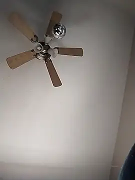 Everlyrose27 online show from 12, 1, 2026