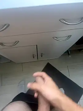 Snapshot of Mecchaud06 chatting on 23, 10, 2025 Mecchaud06 online show from 23, 10, 2025