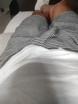 Snapshot of dredre1069 chatting on 19, 12, 2025 dredre1069 online show from 19, 12, 2025