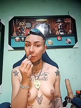 Snapshot of real_fenix chatting on 28, 10, 2025 real fenix online show from 28, 10, 2025
