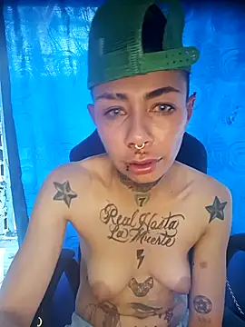 Snapshot of real_fenix chatting on 30, 11, 2025 real fenix online show from 30, 11, 2025