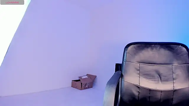 alicee smithh1 online show from 2, 12, 2025