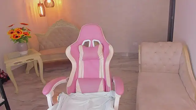 Snapshot of shantallknowless chatting on 16, 1, 2026 shantallknowless online show from 16, 1, 2026