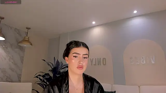 Snapshot of PaulinaSantos_ chatting on 23, 5, 2026 PaulinaSantos online show from 23, 5, 2026