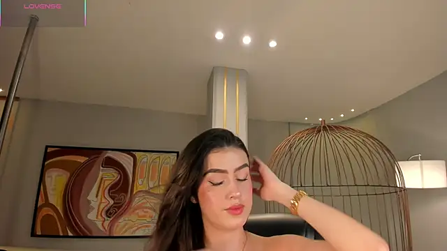 PaulinaSantos  online show from 13, 7, 2026