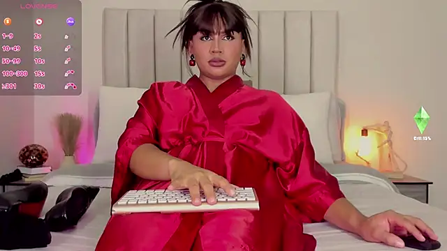 romina-brunette online show from 12, 9, 2025