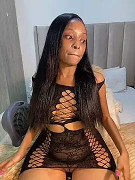 Snapshot of SexyDee025 chatting on 10, 12, 2024 SexyDee025 online show from 10, 12, 2024