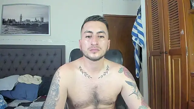 Snapshot of JasonGray96 chatting on 17, 5, 2026 JasonGray96 online show from 17, 5, 2026