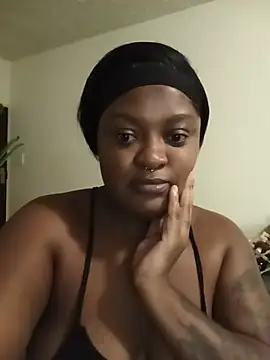 TheDoubleTrouble18xxx online show from 19, 5, 2026